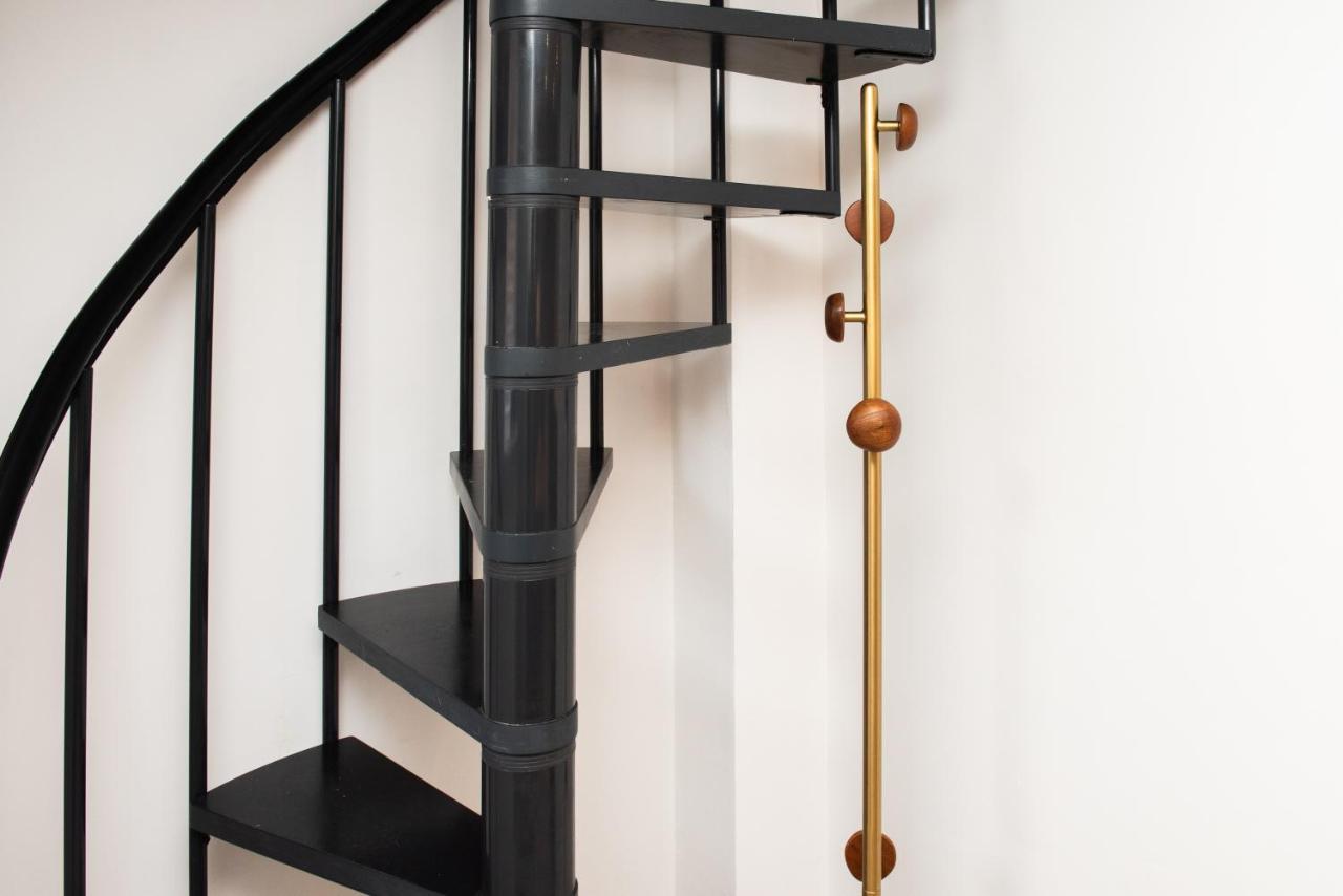 Modern Finish To A Historic Brewers House, Derby Villa Buitenkant foto